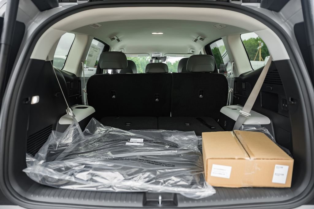 New 2026 Hyundai Ioniq 9 SEL image 9