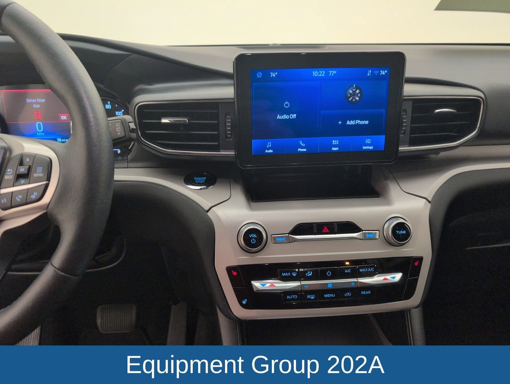 Used 2024 Ford Explorer XLT w/ Equipment Group 202A image 17