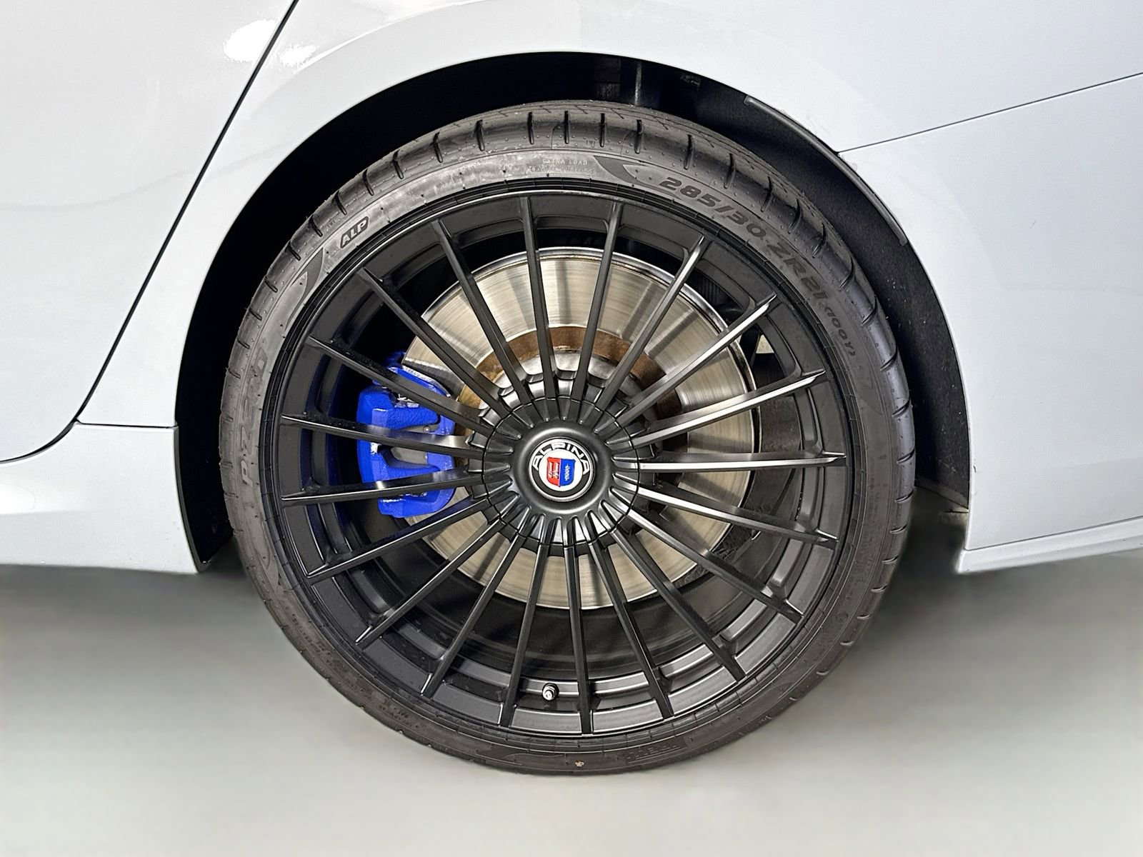 Used 2023 BMW ALPINA B8 xDrive Gran Coupe image 32