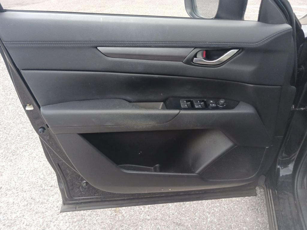 Used 2018 MAZDA CX-5 Touring FWD image 11