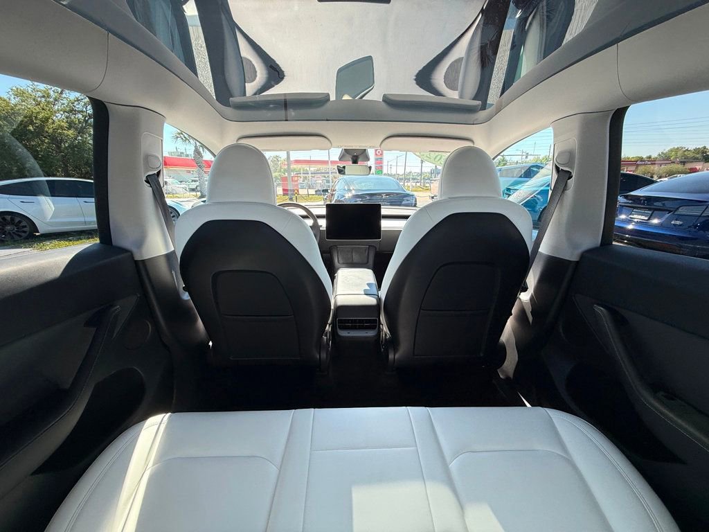 Used 2023 Tesla Model Y Long Range image 26