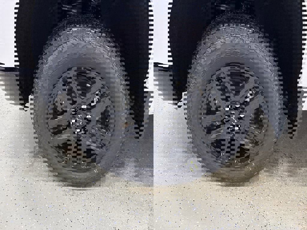 New 2026 Chevrolet Silverado 1500 LT Trail Boss w/ Convenience Package II image 9