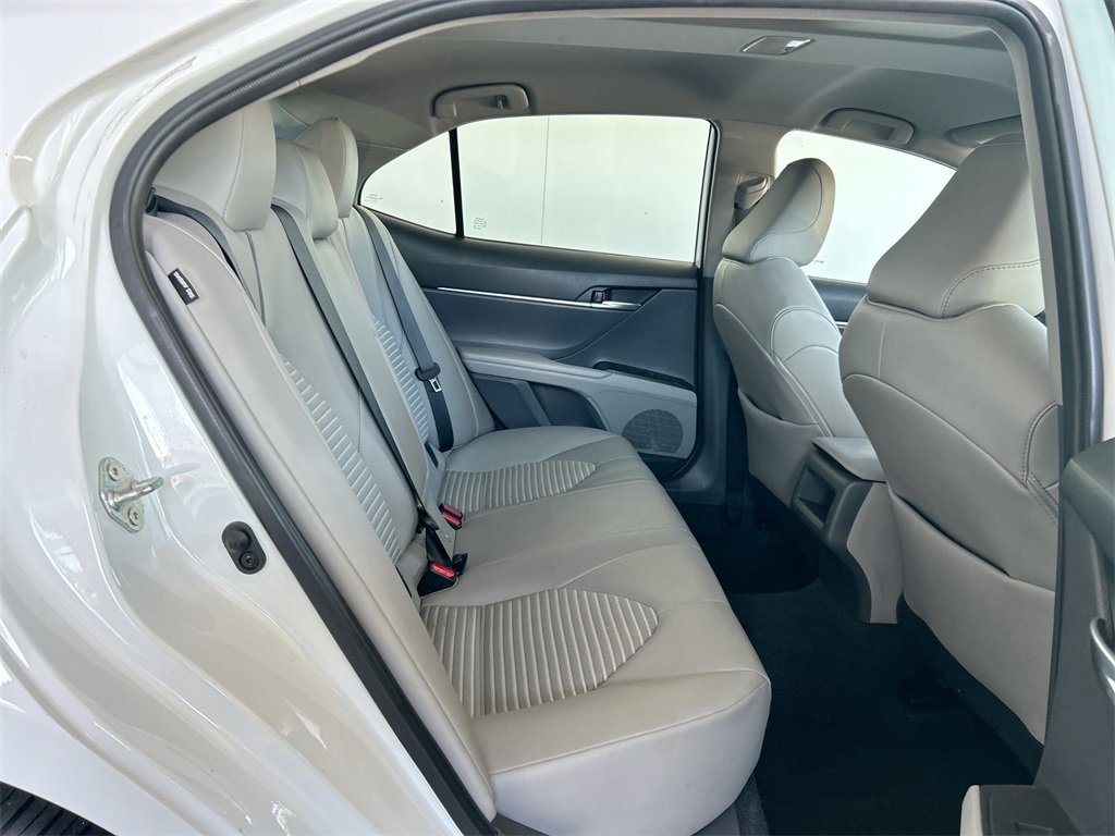 Used 2024 Toyota Camry SE w/ Convenience Package image 34