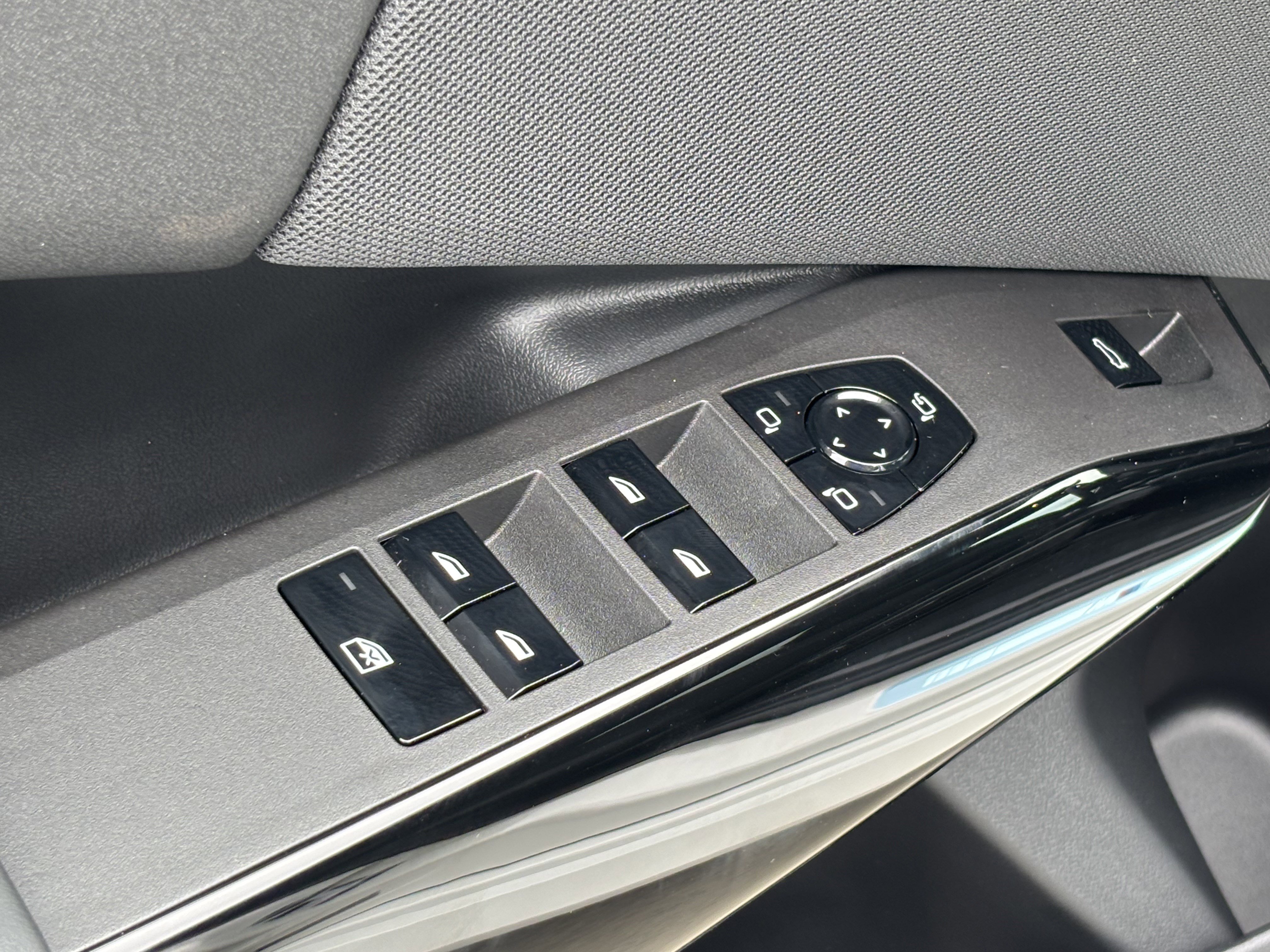 Used 2026 BMW X3 xDrive30 w/ Premium Package image 14