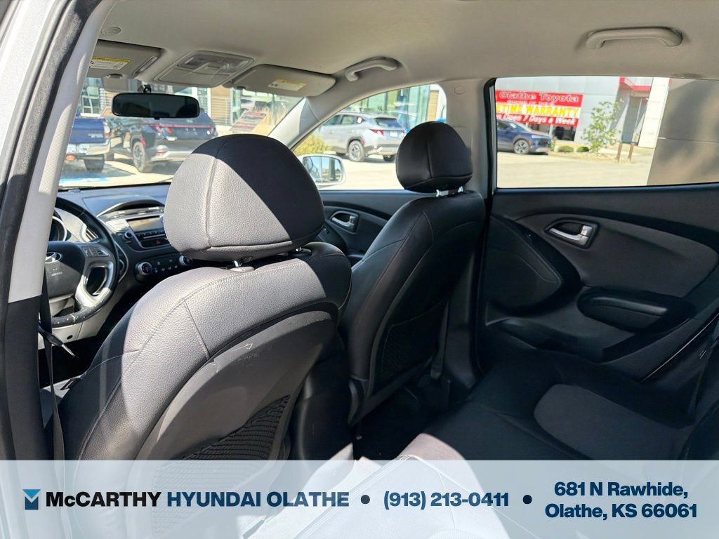 Used 2010 Hyundai Tucson GLS FWD image 17