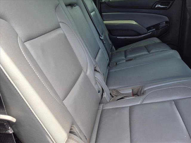 Used 2019 Chevrolet Suburban LT RWD image 20