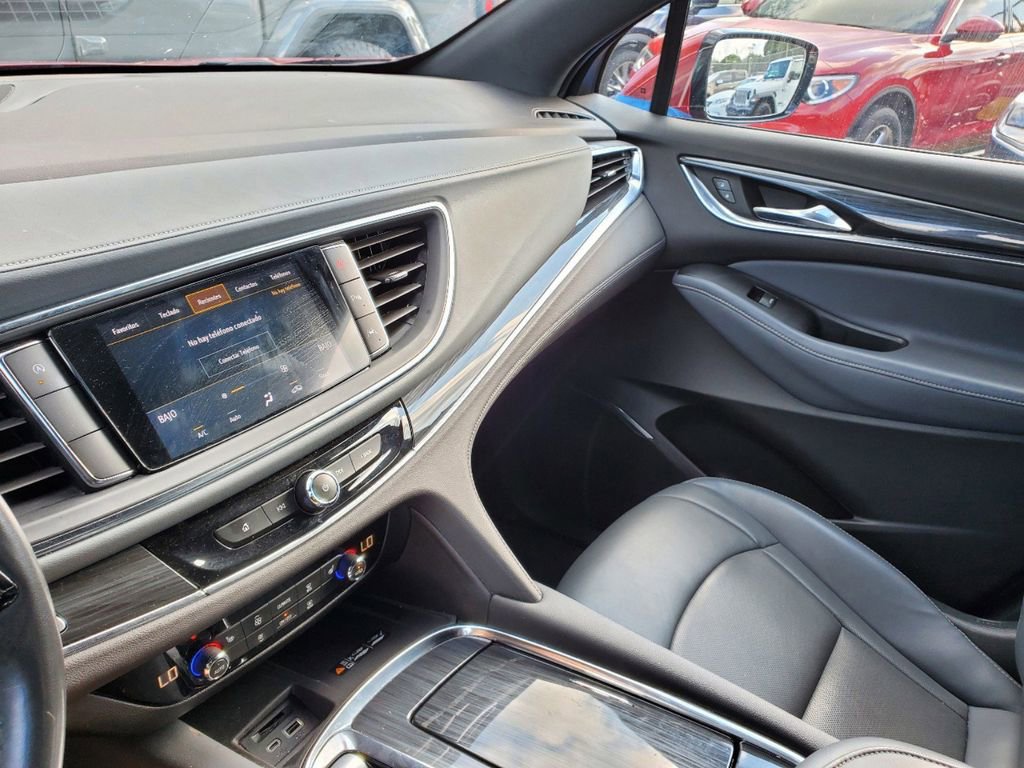 Used 2024 Buick Enclave Essence w/ Sport Touring Edition image 19