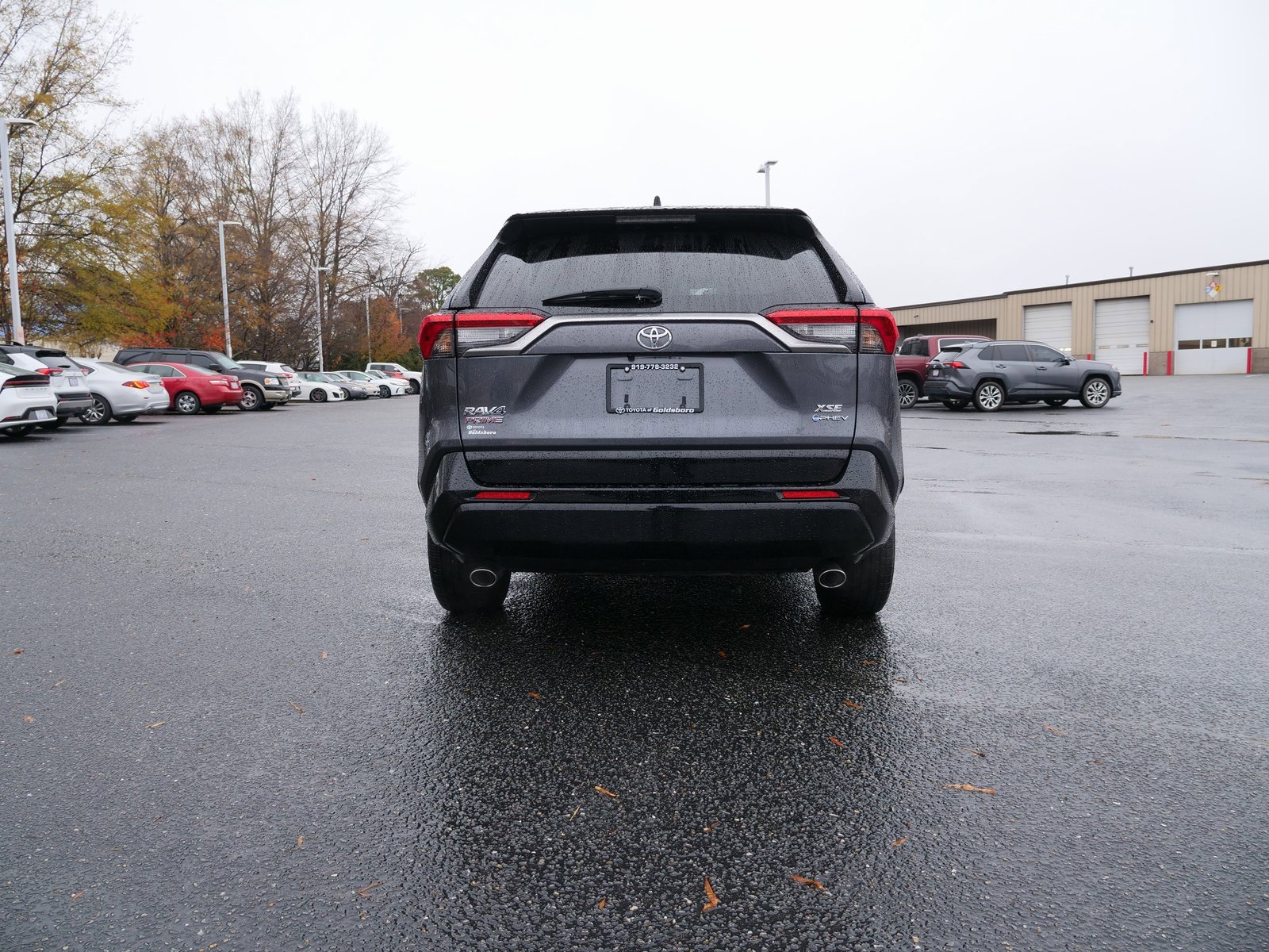 Used 2025 Toyota RAV4 XSE image 5