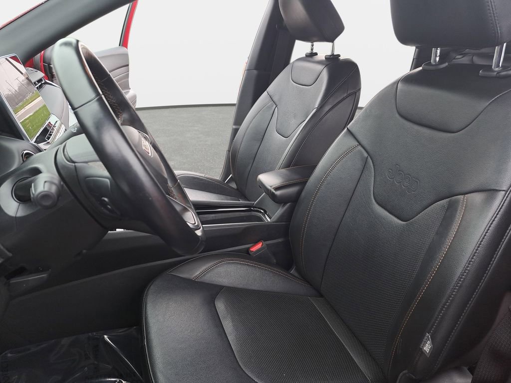 Certified 2022 Jeep Compass Limited image 16