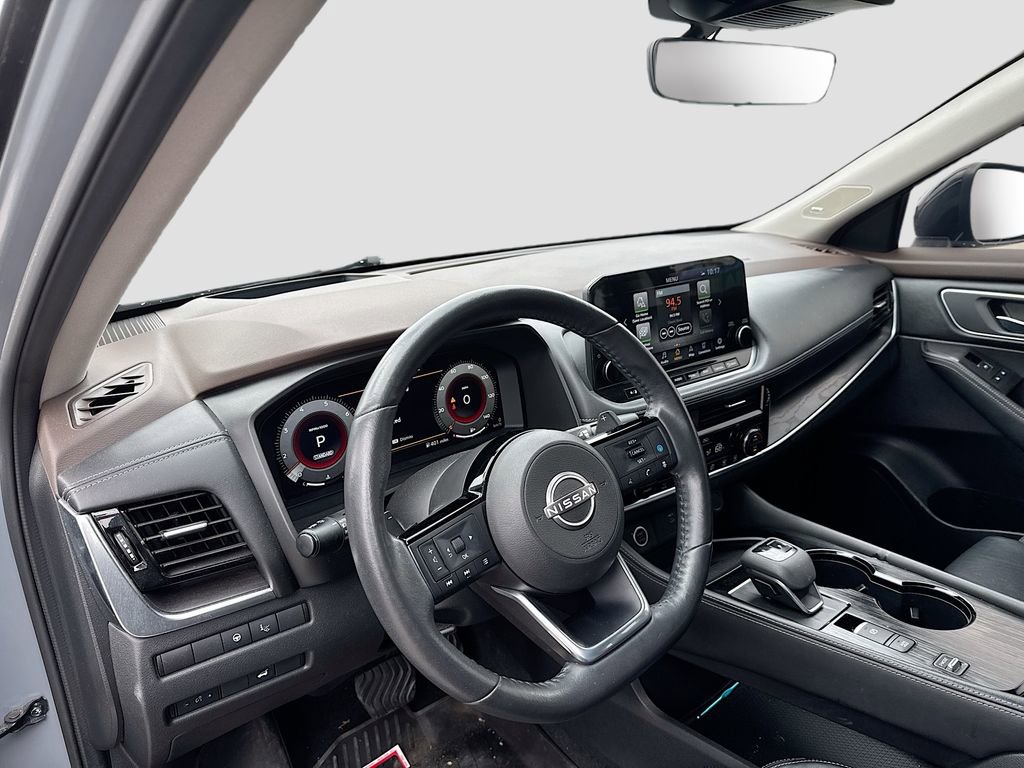 Used 2022 Nissan Rogue Platinum w/ Head-Up Display Package image 11