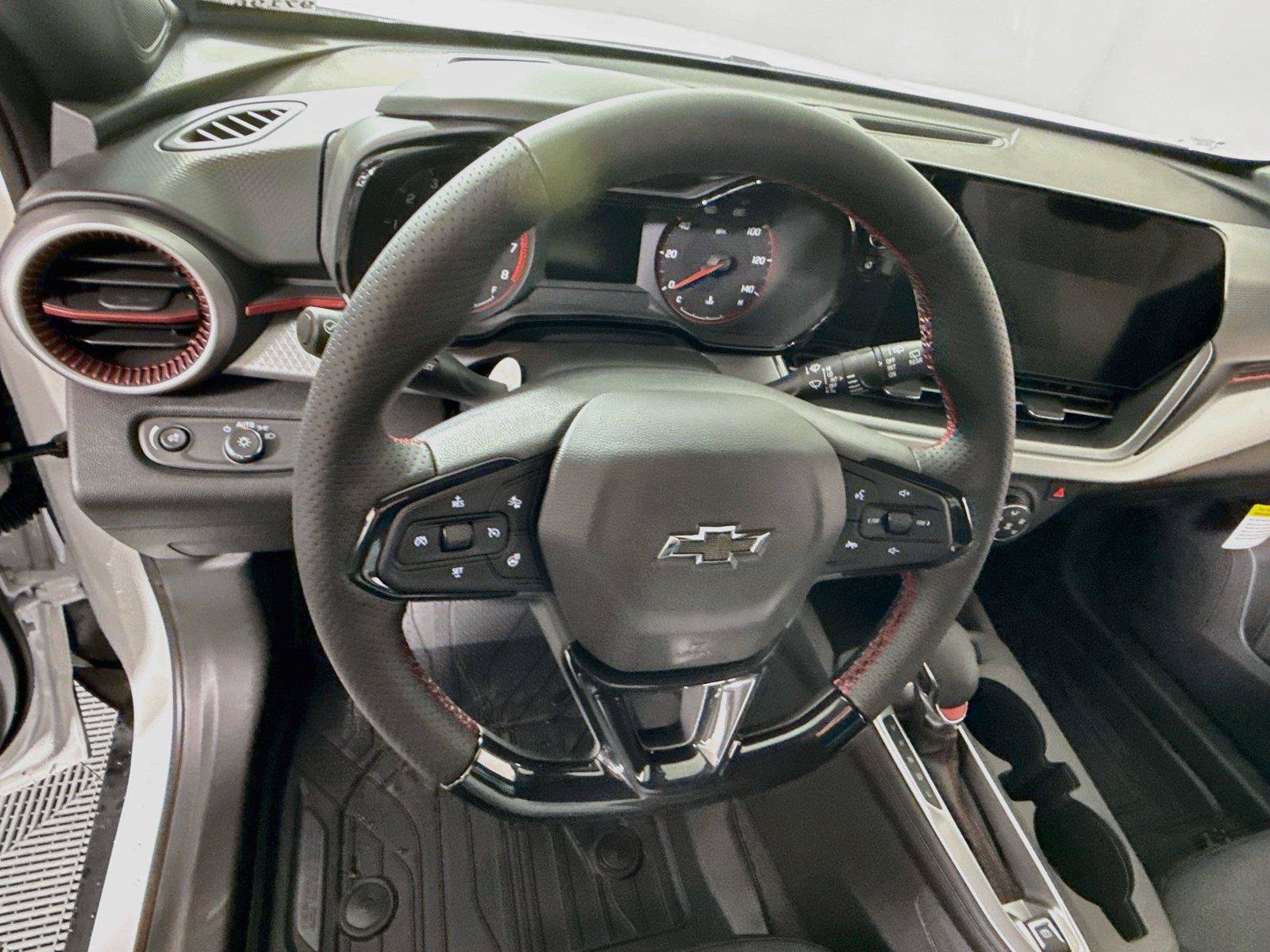 New 2026 Chevrolet Trax RS FWD image 5