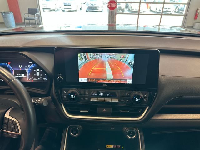Certified 2025 Toyota Grand Highlander AWD image 22