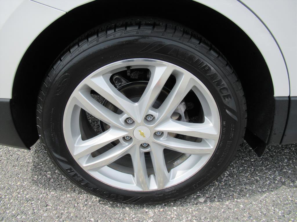 Used 2018 Chevrolet Equinox Premier image 8