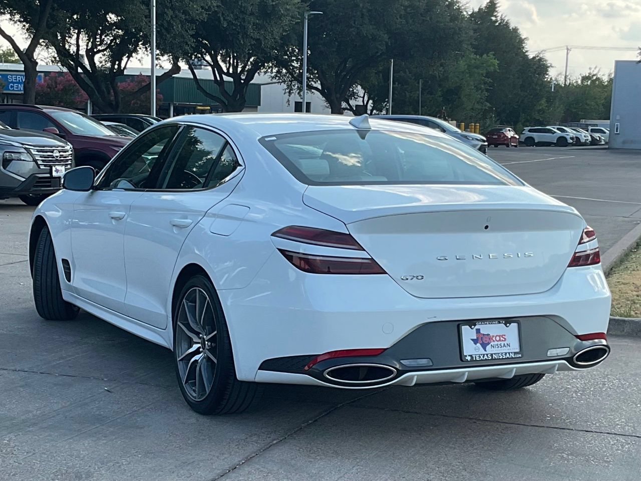 Used 2025 Genesis G70 2.5T RWD image 6