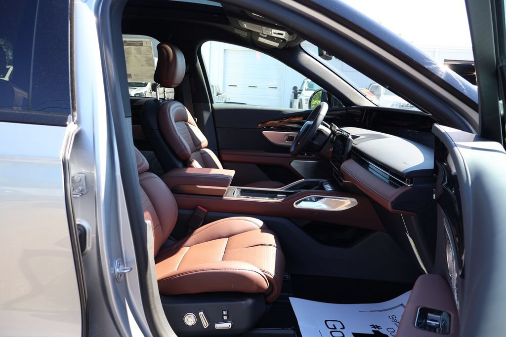 New 2026 Lincoln Nautilus Reserve AWD/4WD image 25