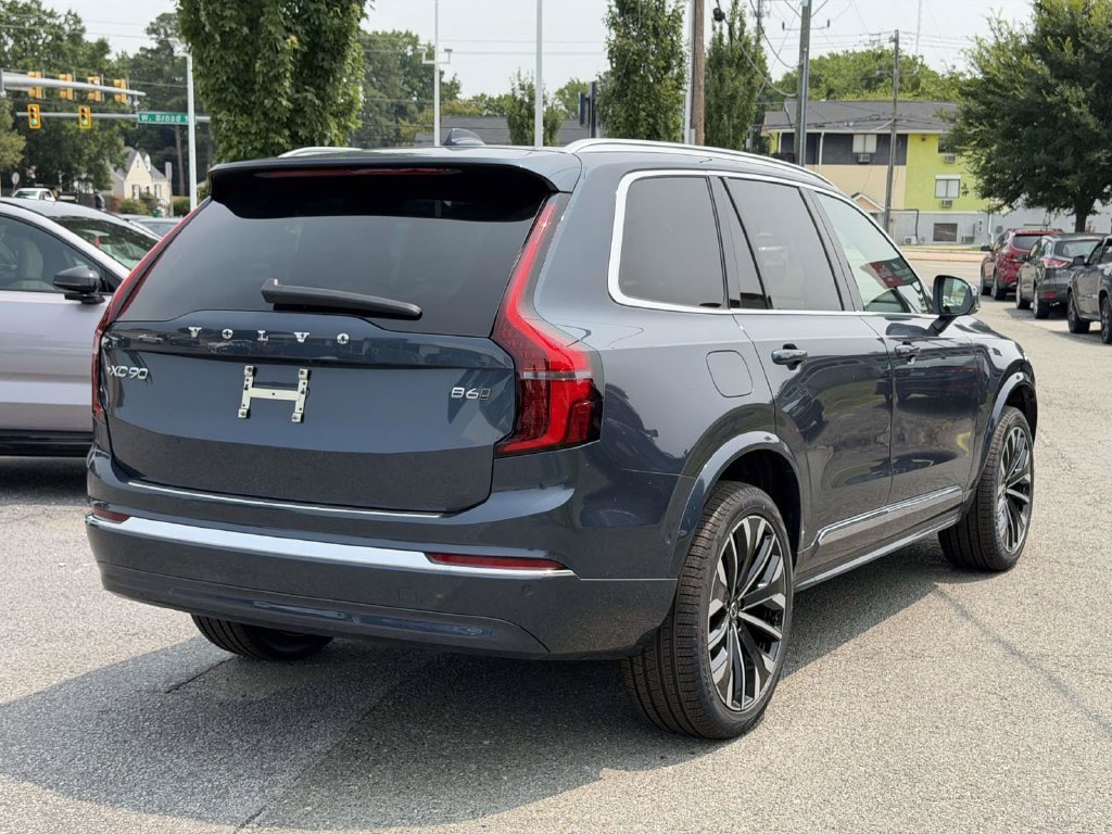New 2026 Volvo XC90 B6 Plus w/ Protection Package Premier AWD/4WD image 19