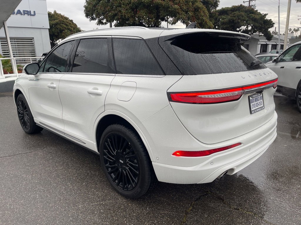 Used 2021 Lincoln Corsair Reserve w/ Equipment Group 201A image 6