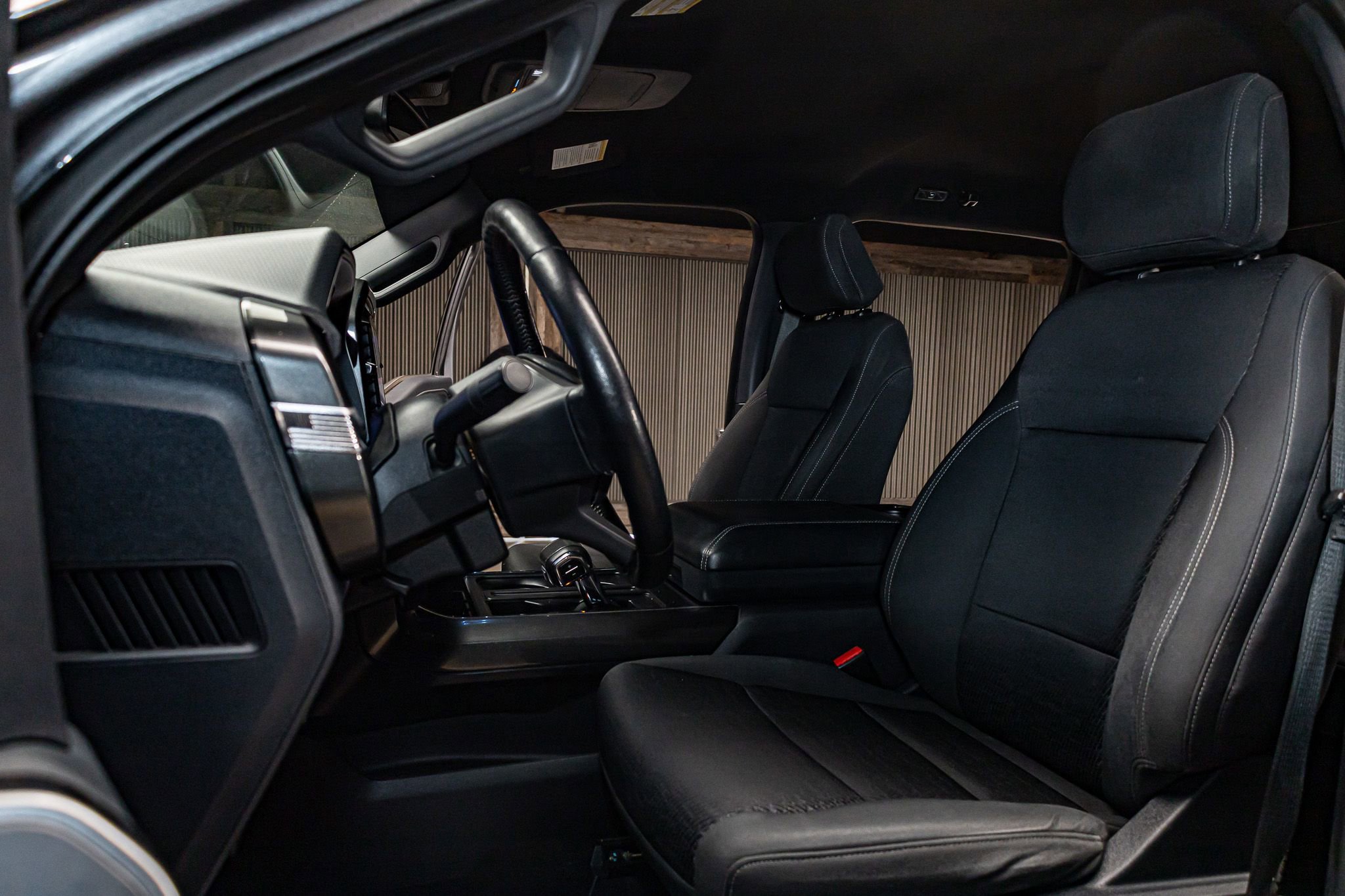 Used 2021 Ford F150 XLT w/ Equipment Group 302A High image 23