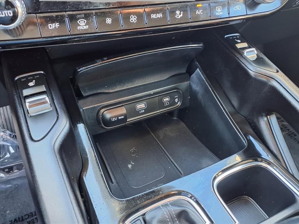 Used 2024 Kia Telluride S image 9