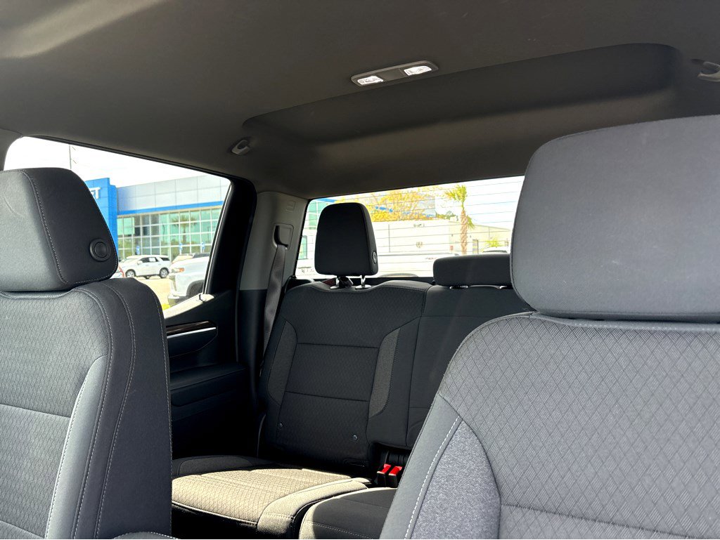 Used 2025 Chevrolet Silverado 1500 LT image 34