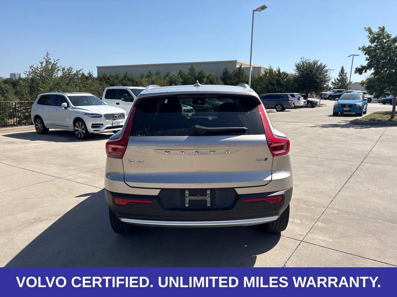 Certified 2024 Volvo XC40 B5 Plus w/ Protection Package Premier AWD/4WD image 6