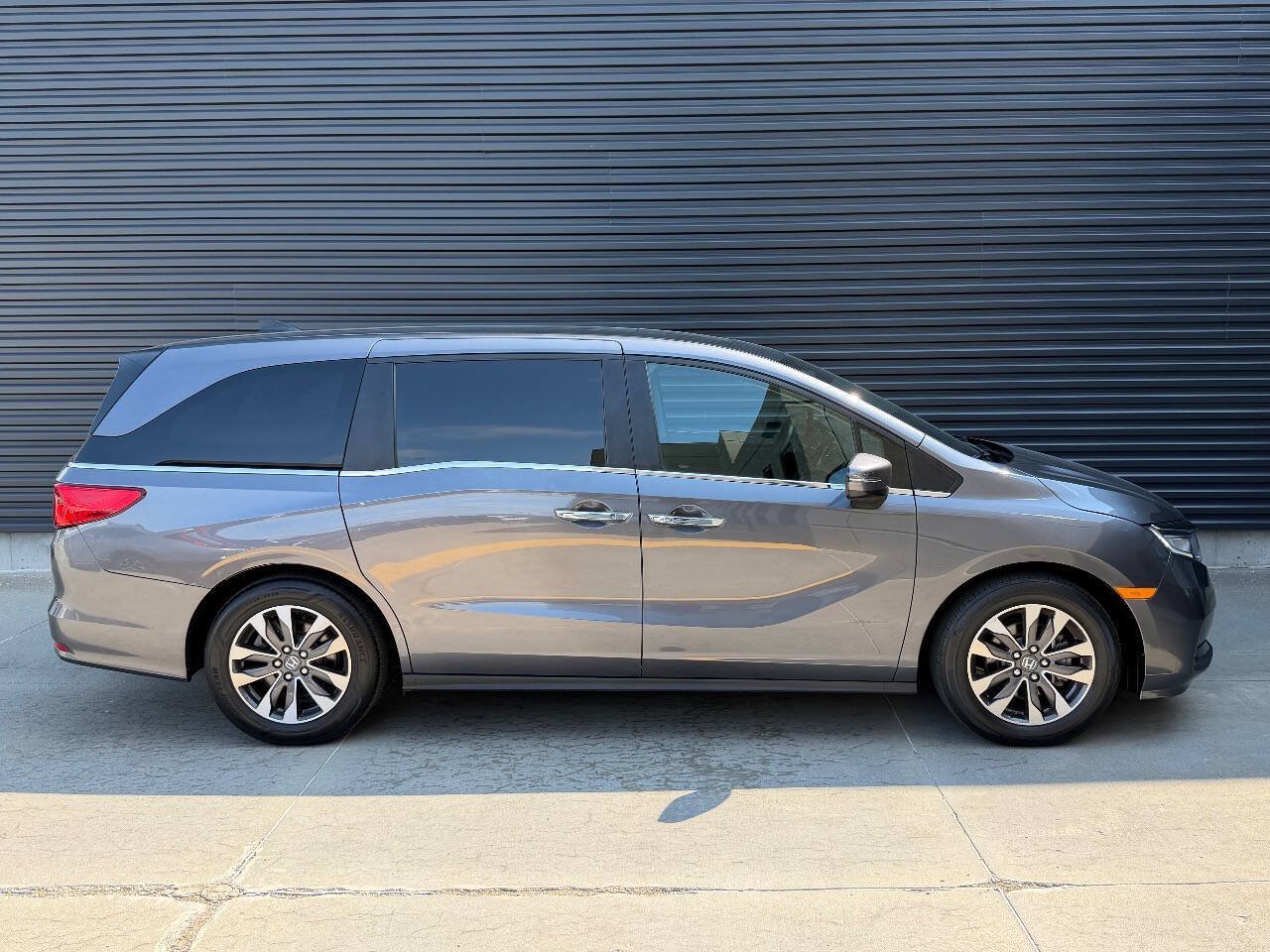 Used 2023 Honda Odyssey EX-L image 10