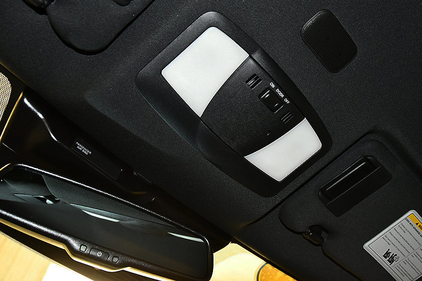 Used 2026 Nissan Z Sport w/ Floor Mat Package RWD image 24