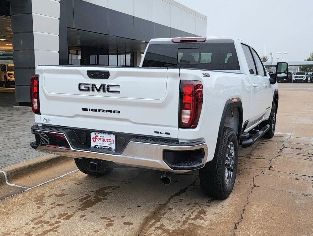New 2026 GMC Sierra 2500 SLE image 3
