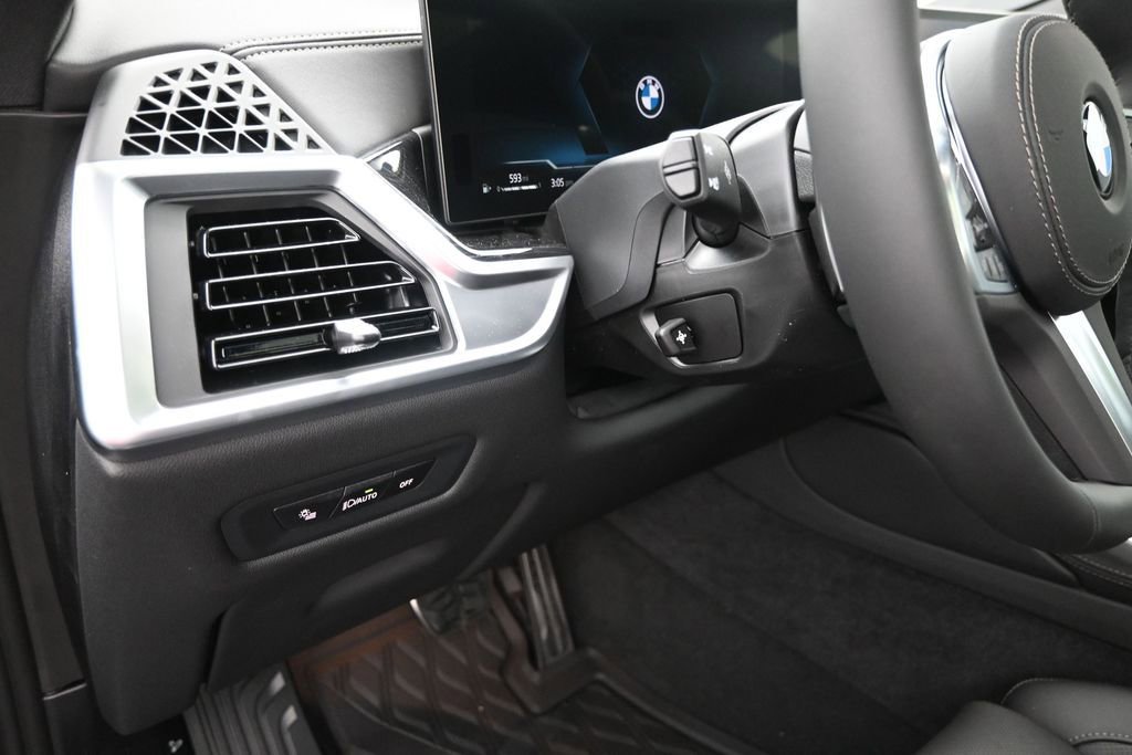 New 2027 BMW X6 xDrive40i AWD/4WD image 16