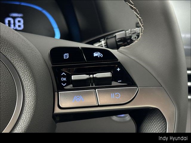Certified 2025 Hyundai Elantra Sport FWD image 32
