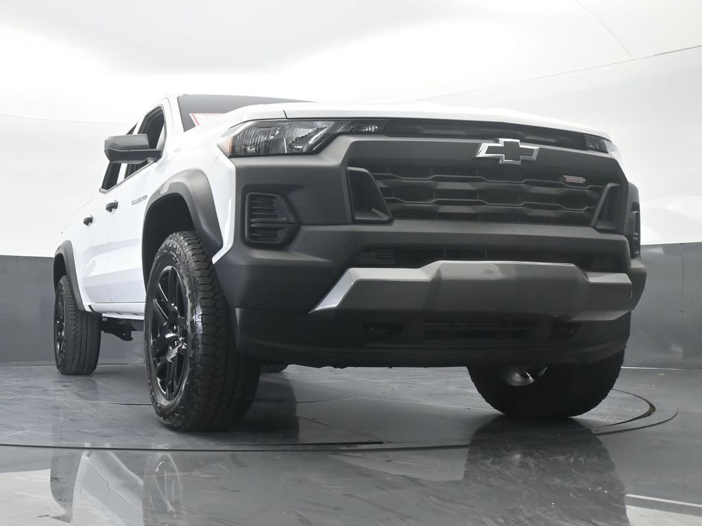 Used 2024 Chevrolet Colorado Trail Boss image 61