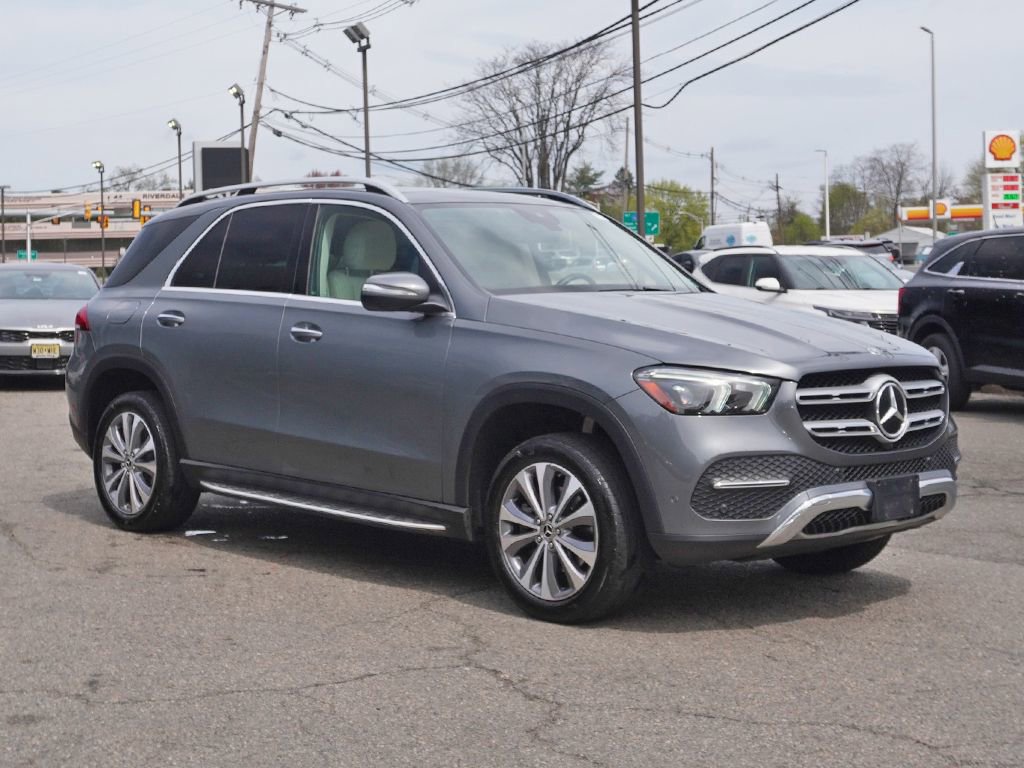 Used 2023 Mercedes-Benz GLE 350 4MATIC image 2