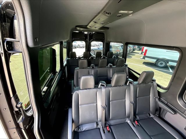 Used 2023 Mercedes-Benz Sprinter 2500 image 23