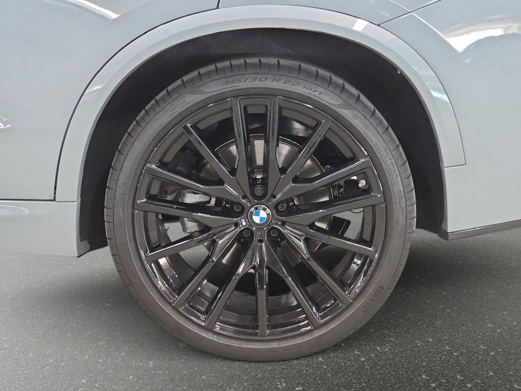 Used 2026 BMW X5 sDrive40i w/ M Sport Package RWD image 24