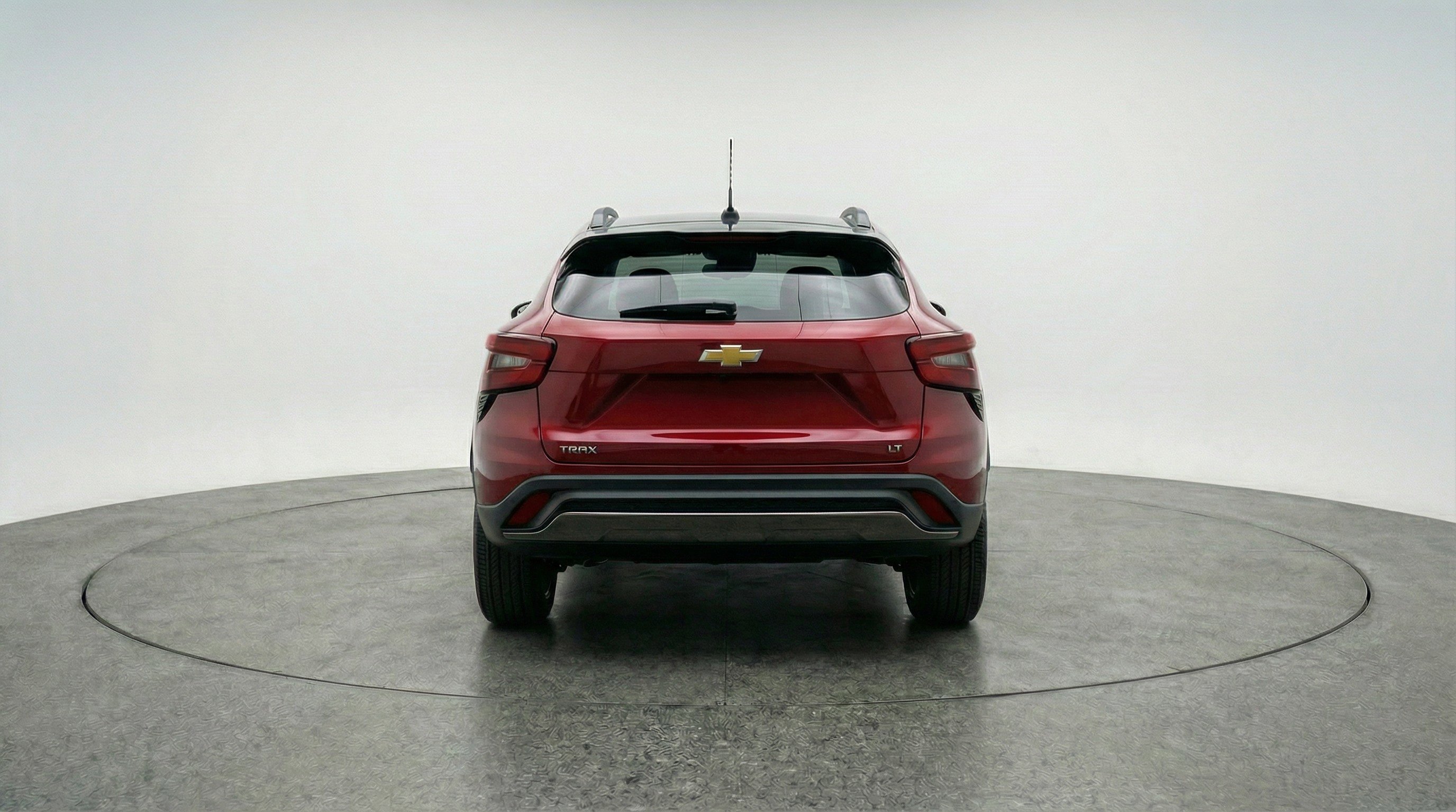 Used 2025 Chevrolet Trax LT w/ LT Convenience Package FWD image 7