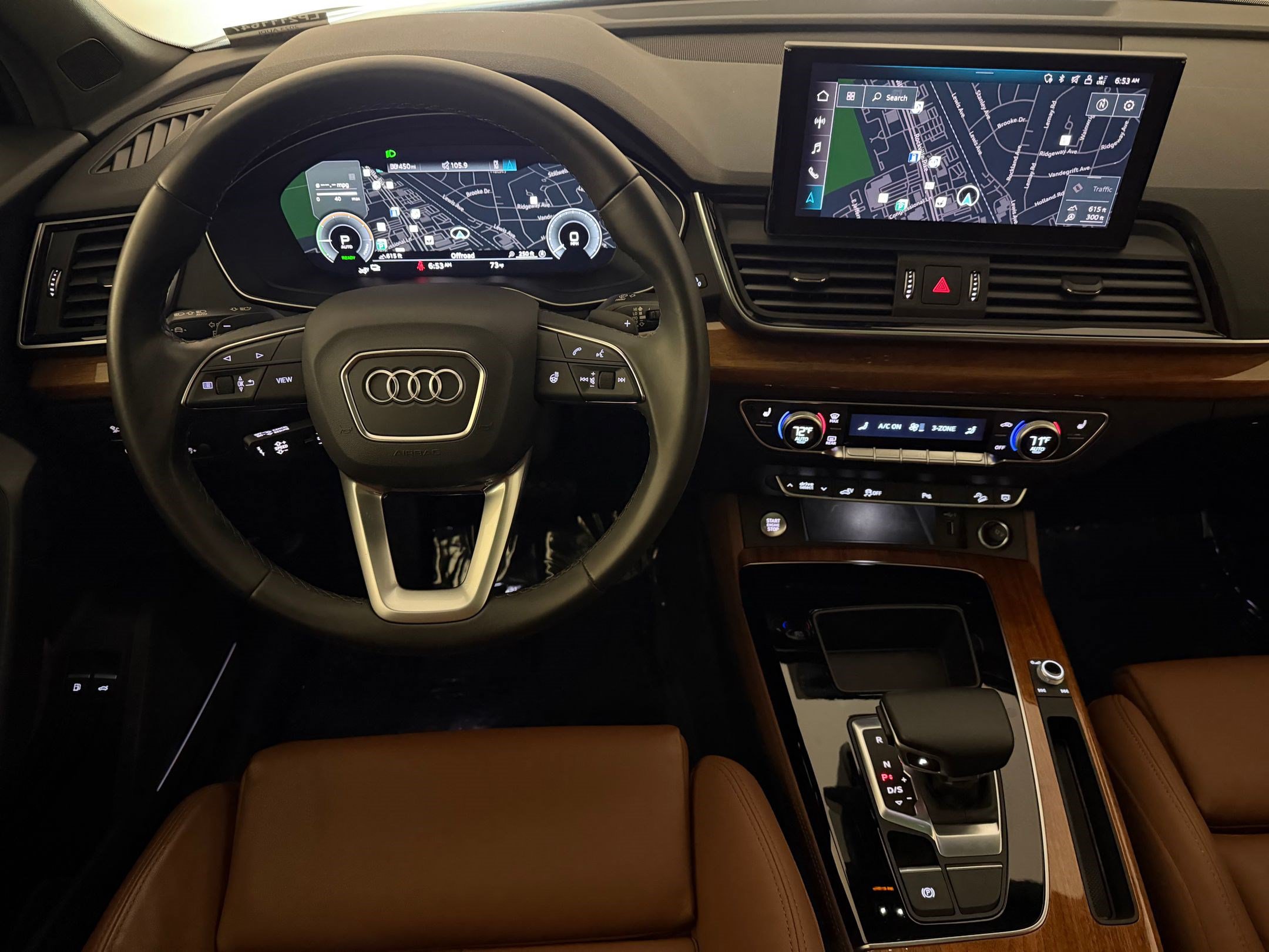 Used 2023 Audi Q5 e Premium Plus w/ Premium Plus Package AWD/4WD image 28
