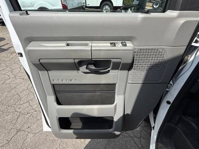 New 2026 Ford E-450 and Econoline 450 Super Duty w/ Power Equipment Group RWD image 20
