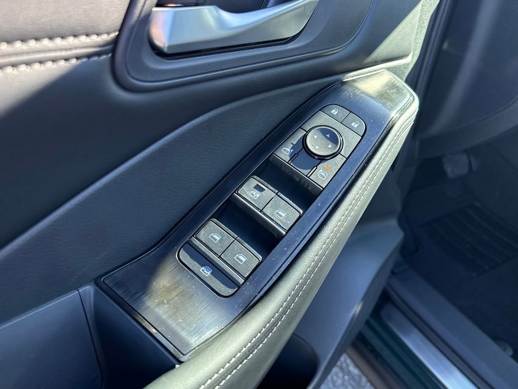 New 2026 Nissan Rogue SV image 12