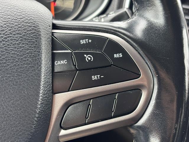 Used 2020 Jeep Cherokee Limited image 21