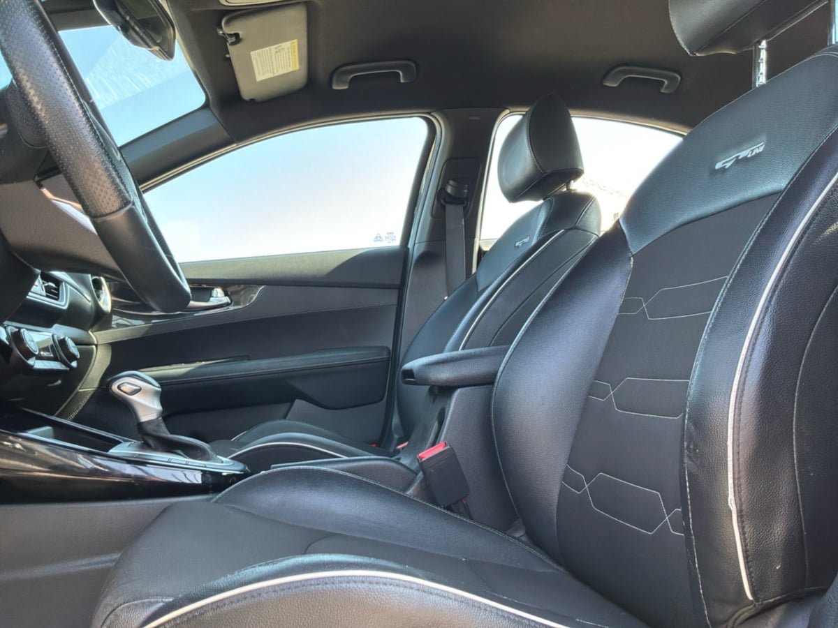 Used 2022 Kia Forte GT-Line FWD image 17