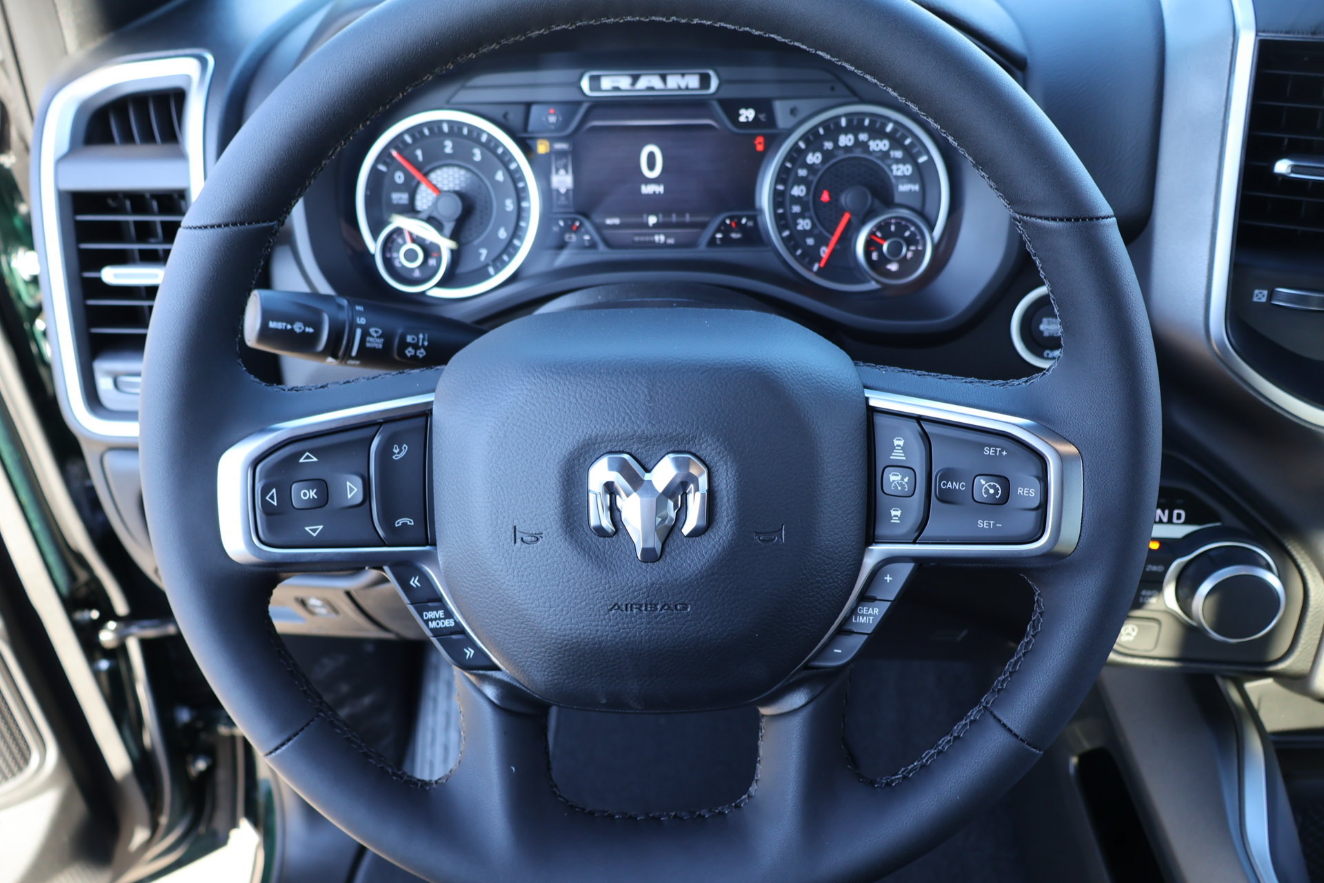 New 2026 RAM 1500 Big Horn AWD/4WD image 3