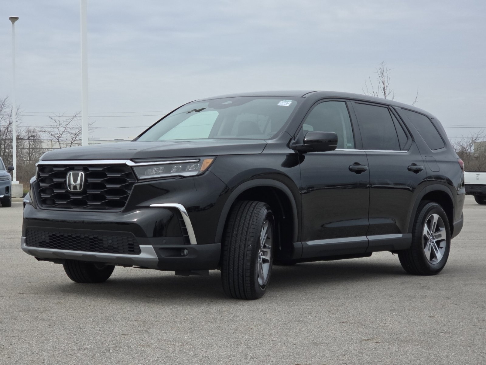 Used 2025 Honda Pilot EX-L image 15