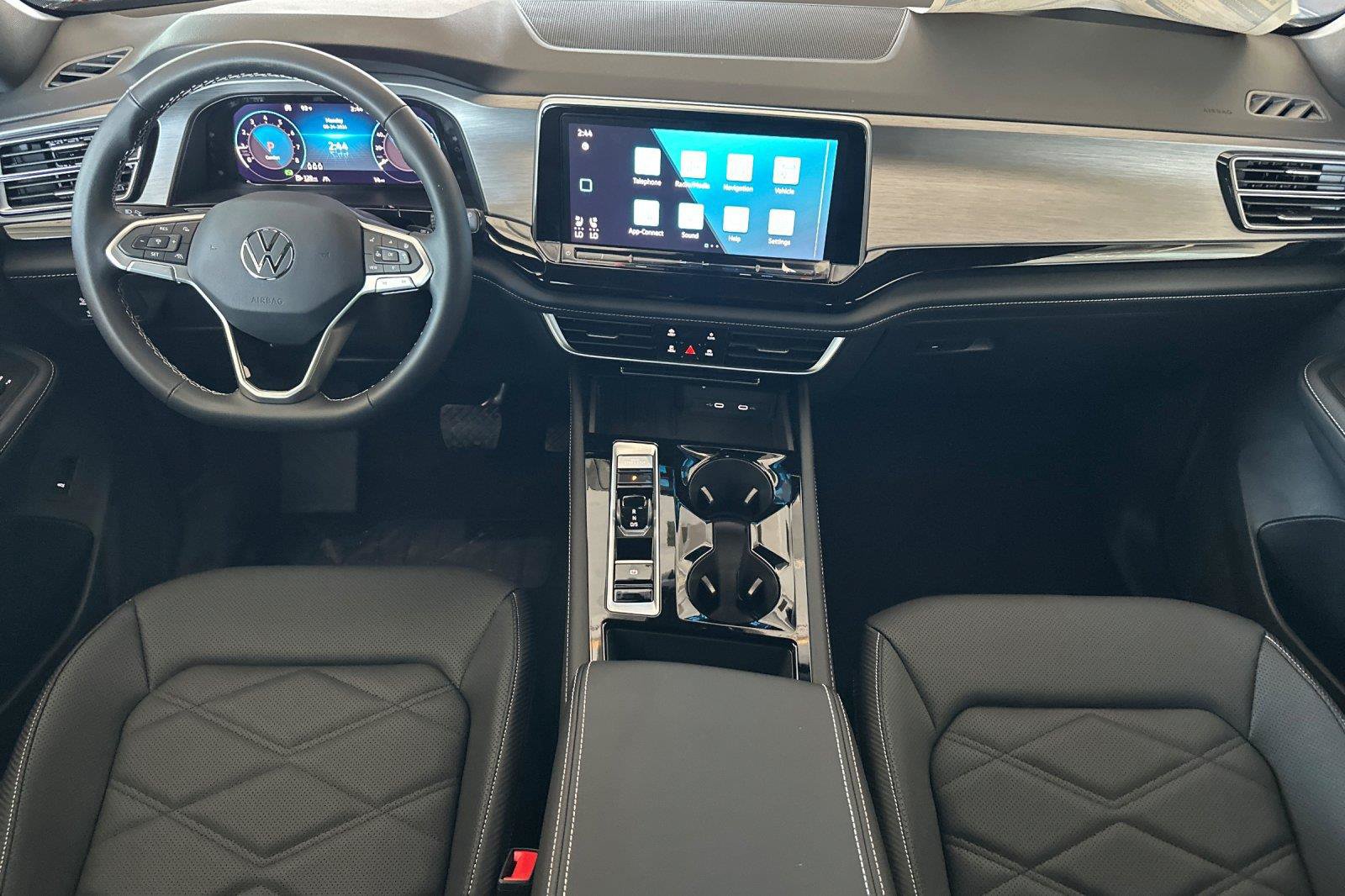 New 2026 Volkswagen Atlas Cross Sport SE FWD image 12