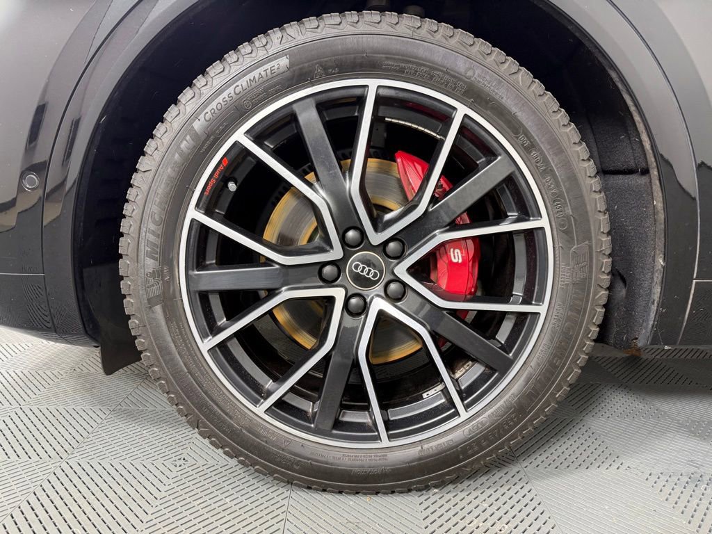 Used 2021 Audi SQ5 Prestige w/ Prestige Package image 11