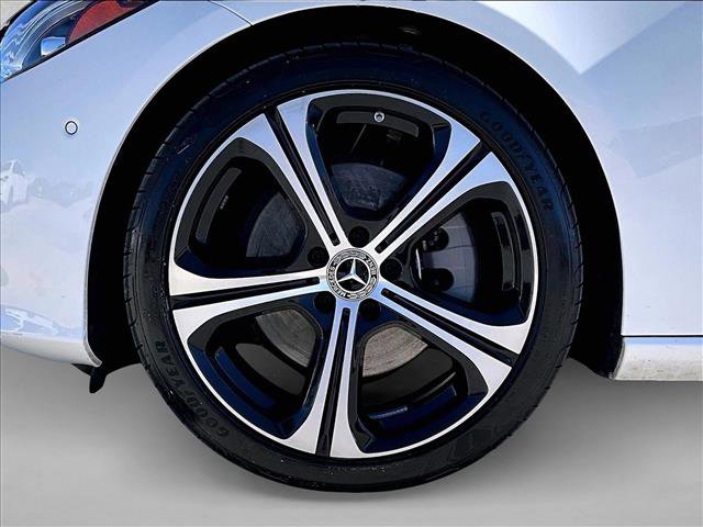 Used 2025 Mercedes-Benz C 300 Sedan image 10