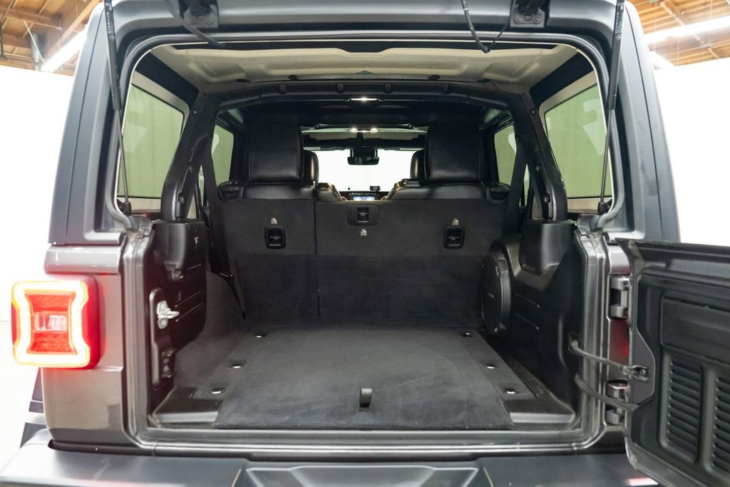 Used 2021 Jeep Wrangler Unlimited Rubicon image 8