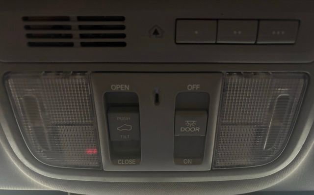 Used 2020 Honda CR-V EX-L image 31