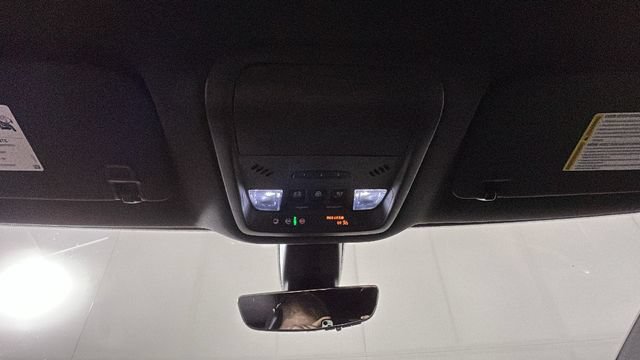 Used 2022 Buick Enclave Avenir w/ Avenir Technology Package AWD/4WD image 25