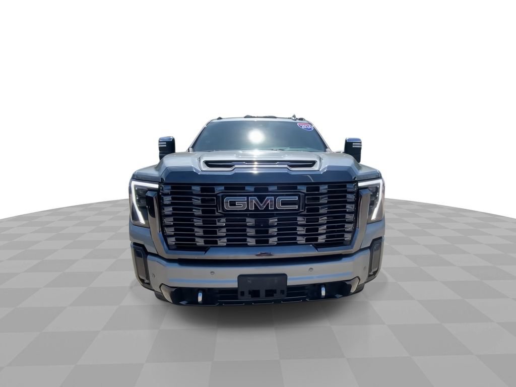 Used 2024 GMC Sierra 3500 Denali Ultimate AWD/4WD image 5
