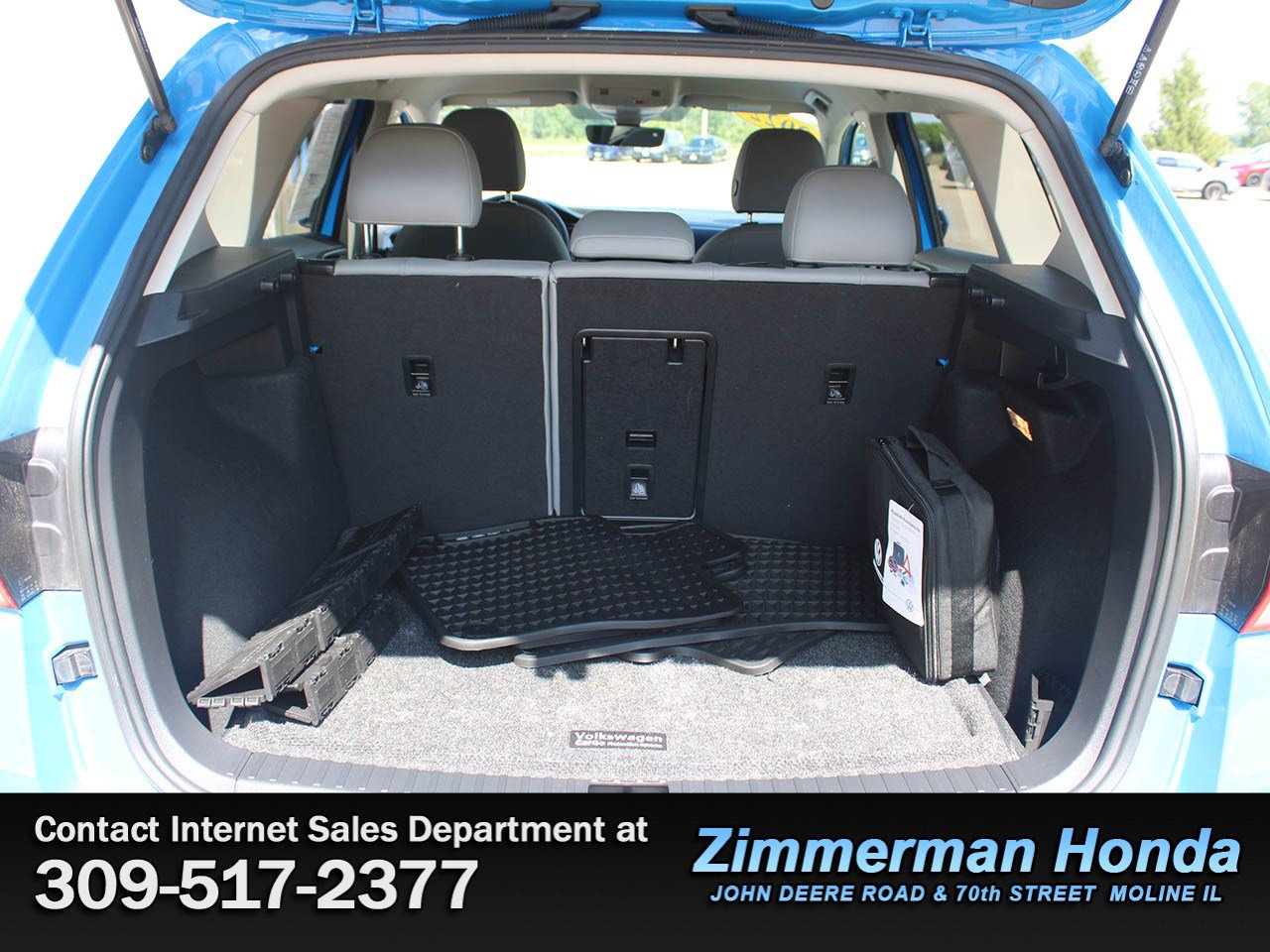 Used 2022 Volkswagen Taos SE w/ IQ.Drive SE Package AWD/4WD image 6